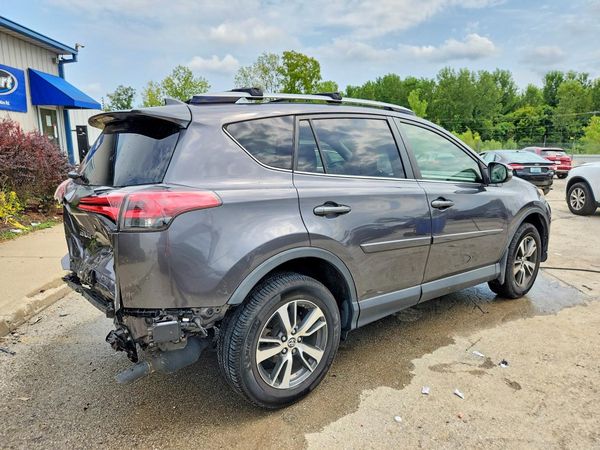 2018 TOYOTA RAV4 Adventure/XLE
