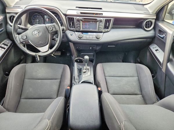 2018 TOYOTA RAV4 Adventure/XLE