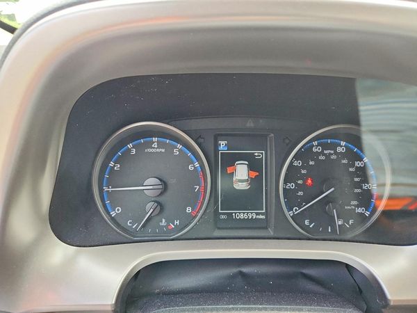 2018 TOYOTA RAV4 Adventure/XLE