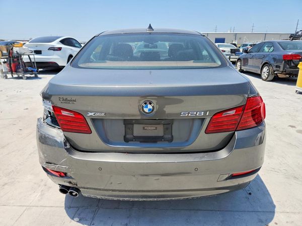 2015 BMW 528 xDrive