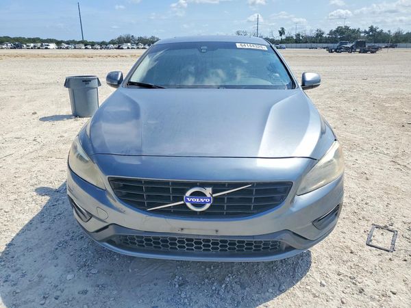 2017 VOLVO S60 Dynamic — DIRF