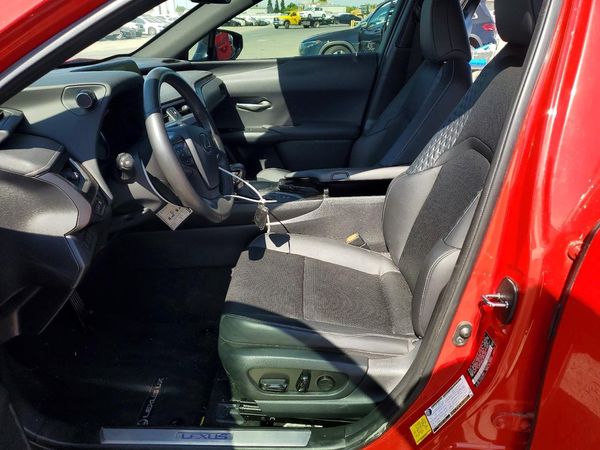 2020 LEXUS UX 250h Premium