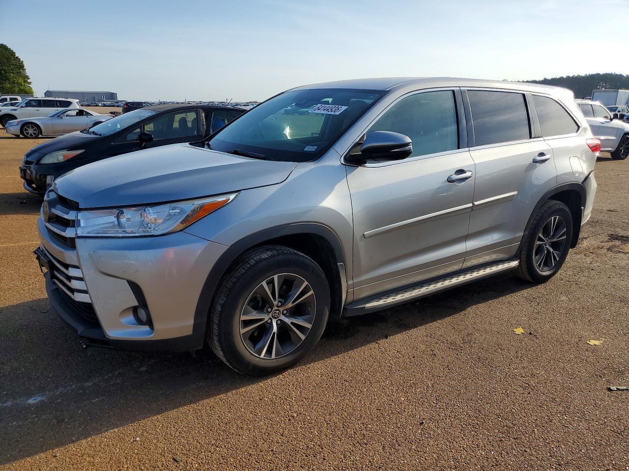 2017 TOYOTA HIGHLANDER