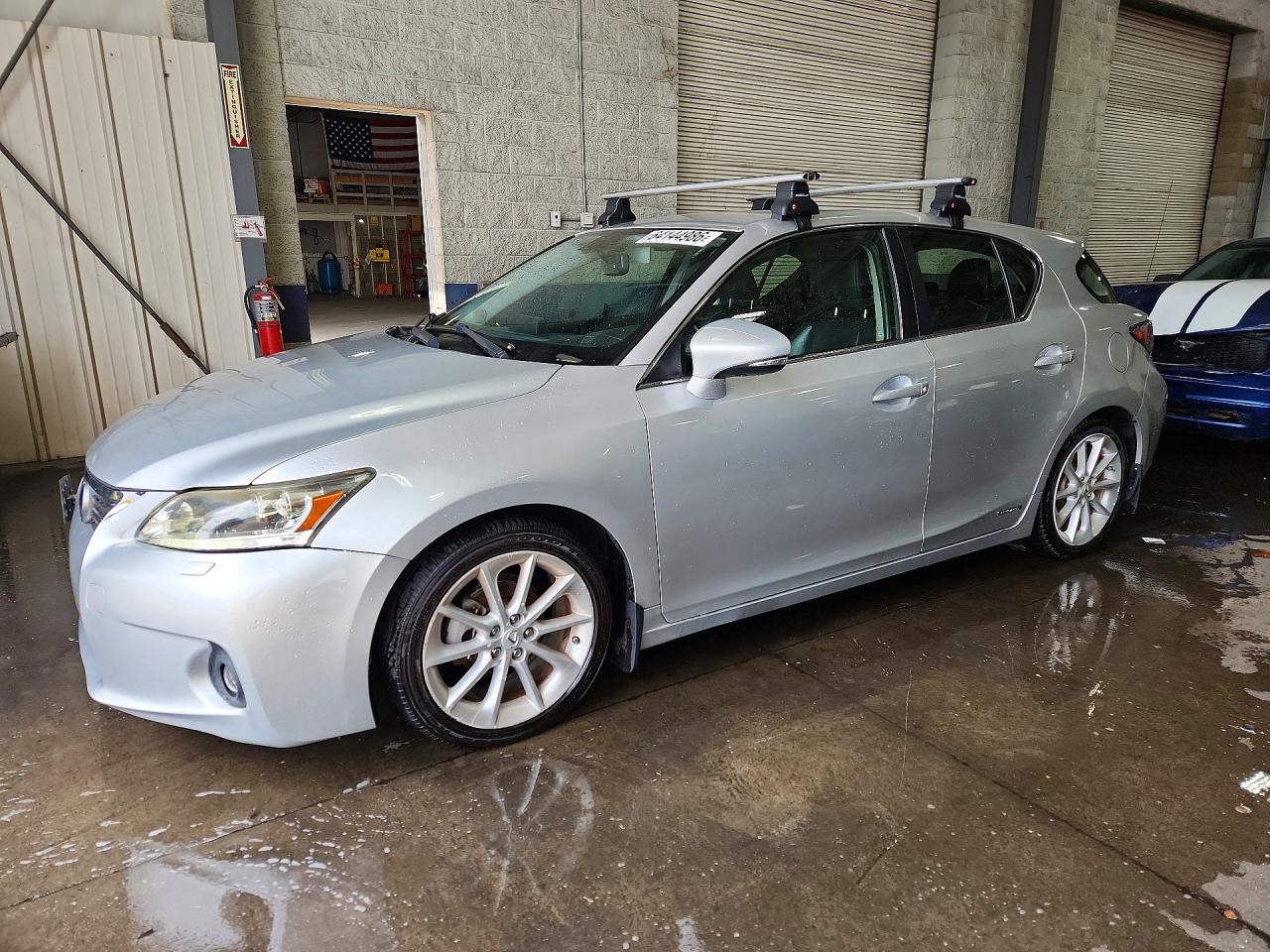 2013 LEXUS CT 200h