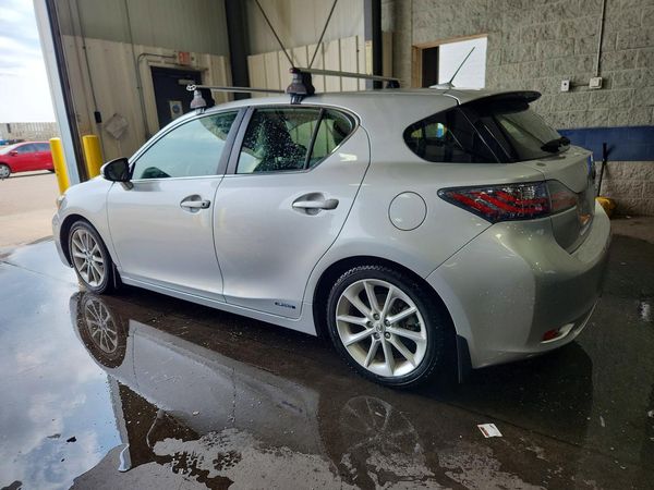 2013 LEXUS CT 200h