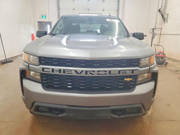 2021 CHEVROLET SILVERADO Custom