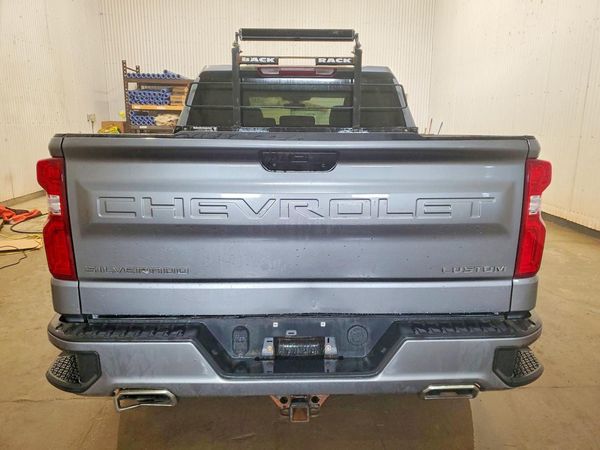 2021 CHEVROLET SILVERADO Custom
