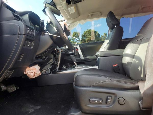 2023 TOYOTA 4RUNNER SR5 Prem