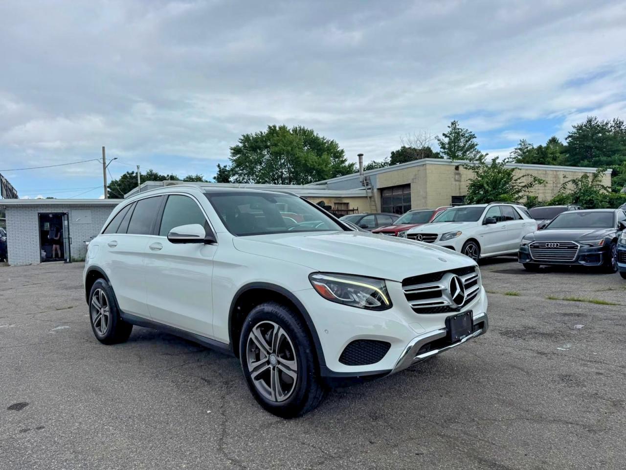 2017 MERCEDES-BENZ GLC GLC300 Base-4M