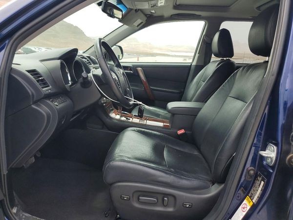 2013 TOYOTA HIGHLANDER Base/Hybrid