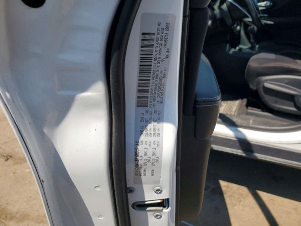 2015 JEEP CHEROKEE LATITUDE 4X4