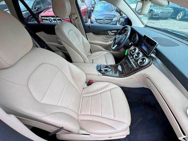 2016 MERCEDES-BENZ GLC GLC300 Base-4M