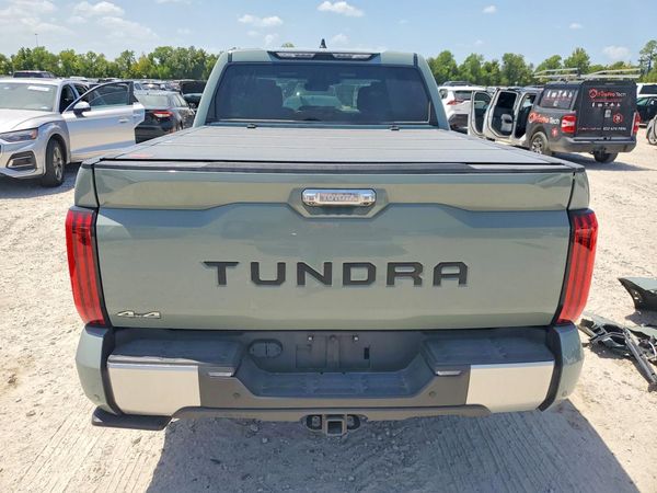 2025 TOYOTA TUNDRA Limited