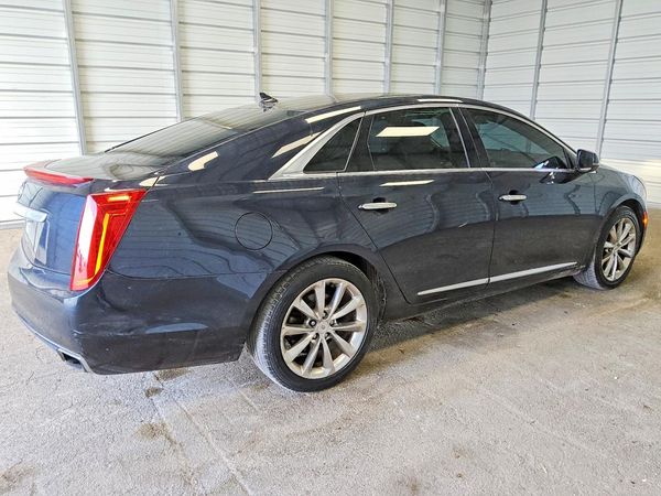 2013 CADILLAC XTS Luxury