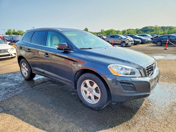 2012 VOLVO XC60