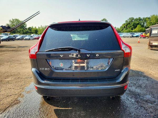 2012 VOLVO XC60