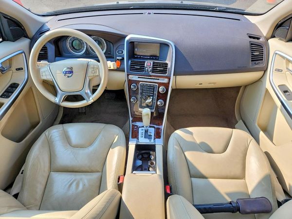 2012 VOLVO XC60