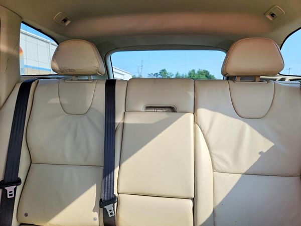 2012 VOLVO XC60
