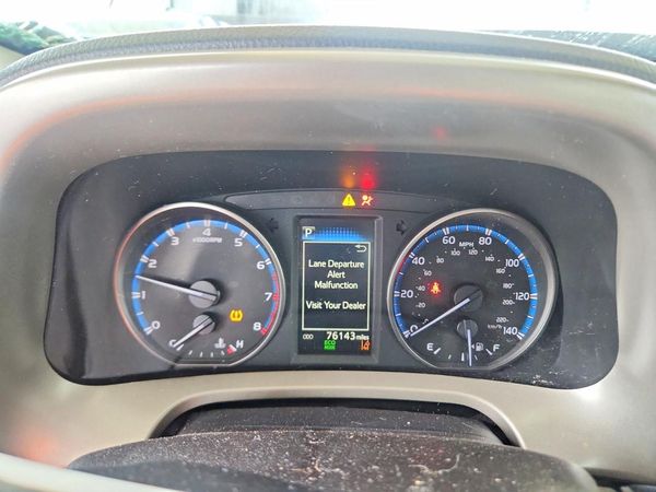 2018 TOYOTA RAV4 LE