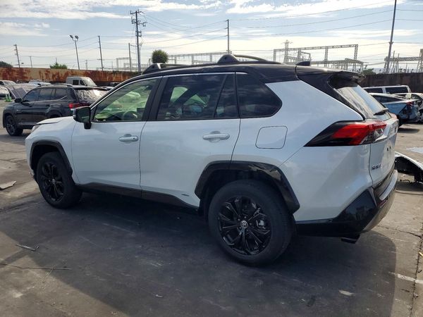 2025 TOYOTA RAV4 XSE