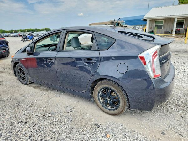 2014 TOYOTA PRIUS