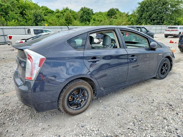 2014 TOYOTA PRIUS