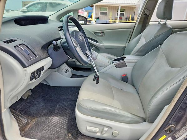 2014 TOYOTA PRIUS