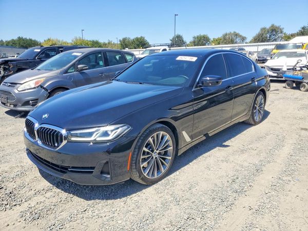 2021 BMW 530
