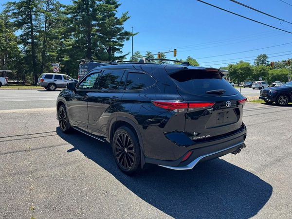 2023 TOYOTA HIGHLANDER