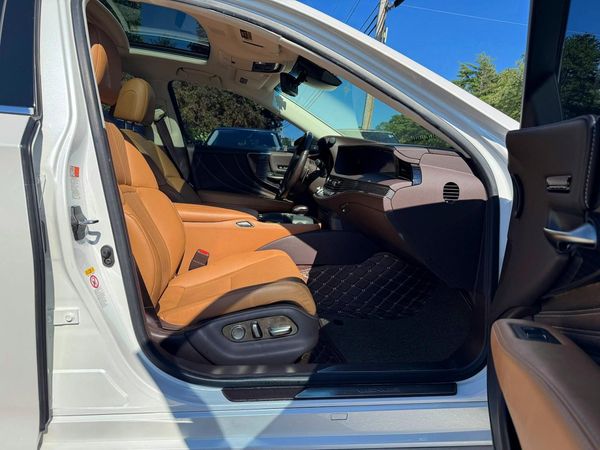 2018 LEXUS LS 500h