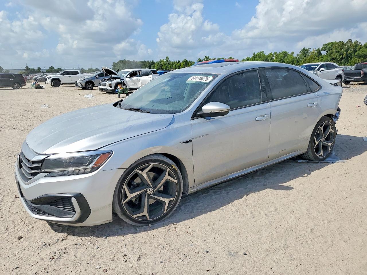 2020 VOLKSWAGEN PASSAT R-Line
