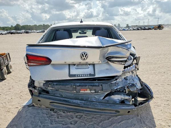 2020 VOLKSWAGEN PASSAT R-Line
