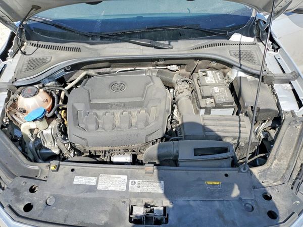 2020 VOLKSWAGEN PASSAT R-Line