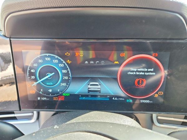 2025 HYUNDAI ELANTRA Limited — ODOM