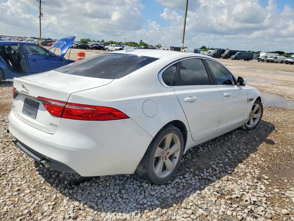 2018 JAGUAR XF