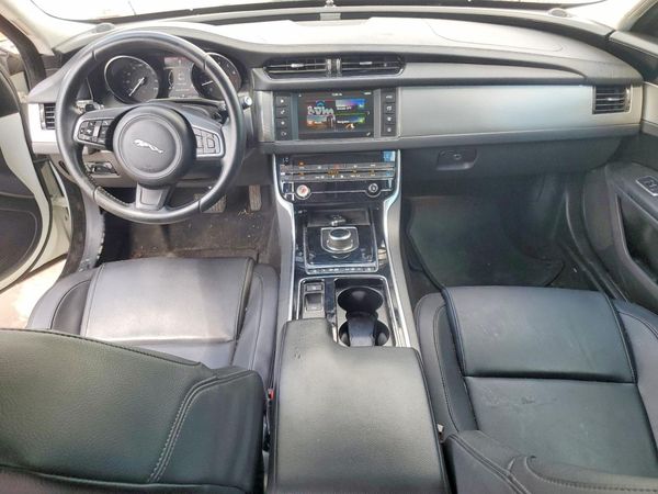 2018 JAGUAR XF