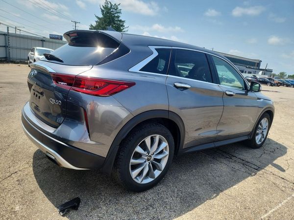 2022 INFINITI QX50 Pure