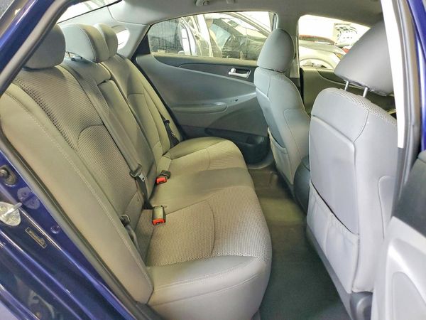 2012 HYUNDAI SONATA Middle-low level