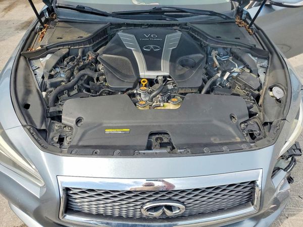 2017 INFINITI Q50