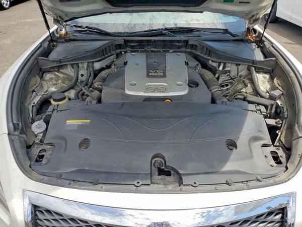 2015 INFINITI Q70