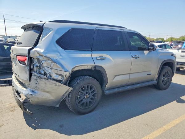 2024 TOYOTA SEQUOIA