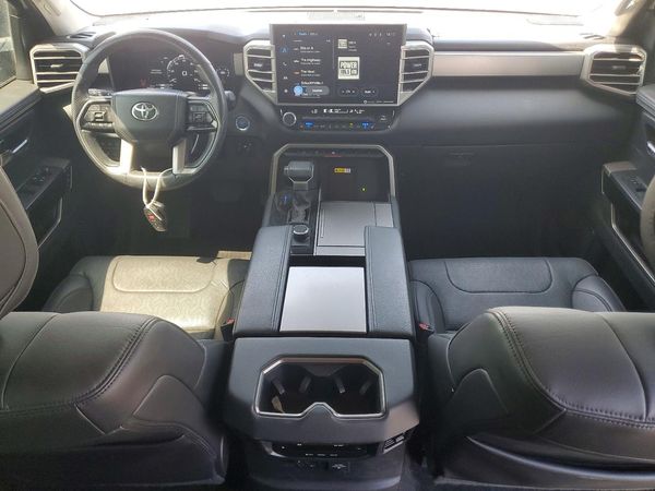 2024 TOYOTA SEQUOIA