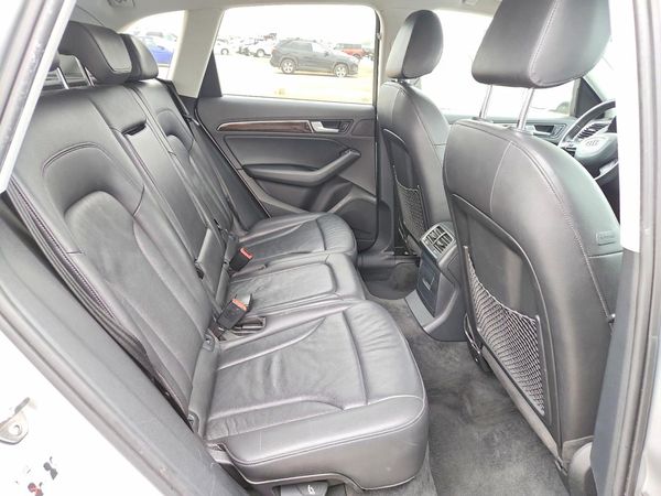 2013 AUDI Q5 Premium Hybrid