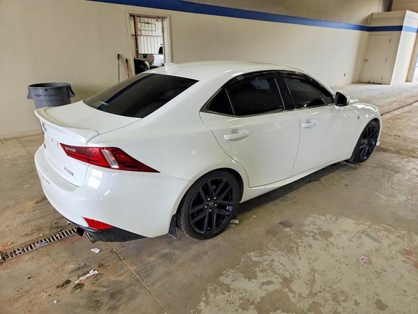 2016 LEXUS IS 200t