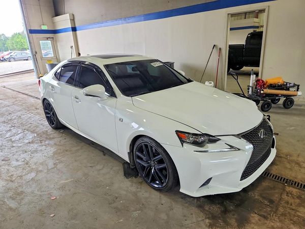 2016 LEXUS IS 200t