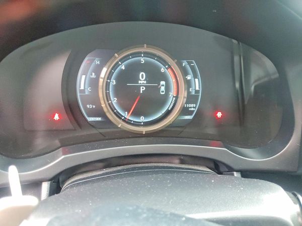 2016 LEXUS IS 200t