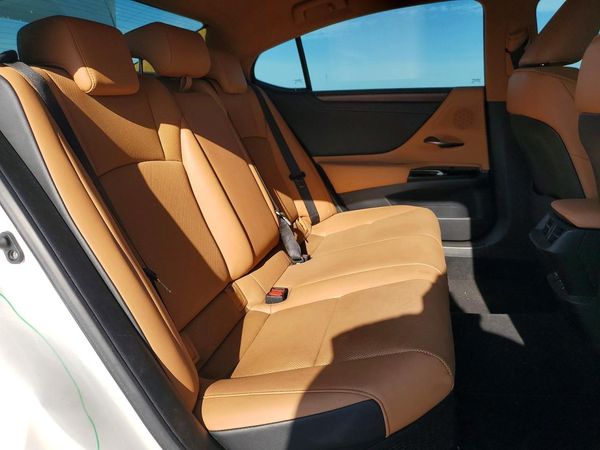 2022 LEXUS ES 300H 300h Premium