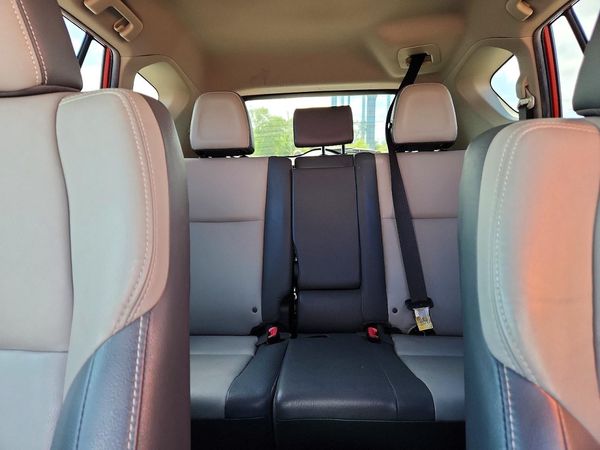 2015 TOYOTA RAV4 Limited (G Grade)