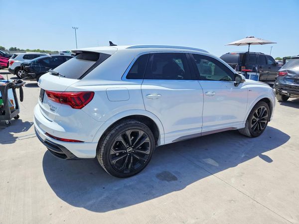 2021 AUDI Q3