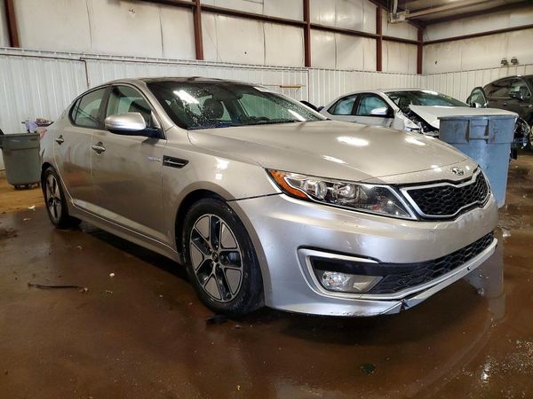 2013 KIA OPTIMA LX